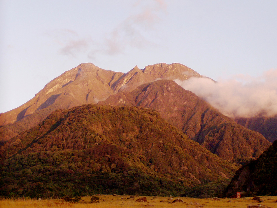 Baru, as imposing as ever